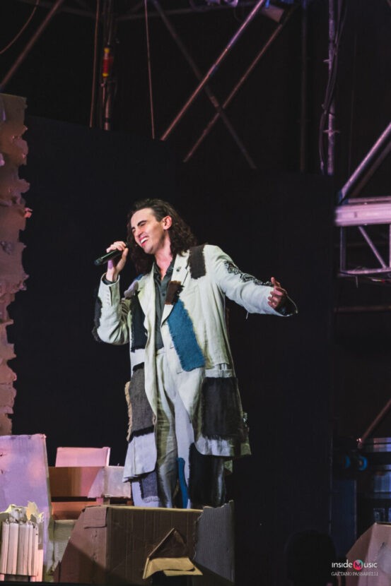 Le foto di Michele Bravi in concerto al Castello Sforzesco - VareseNews -  Foto